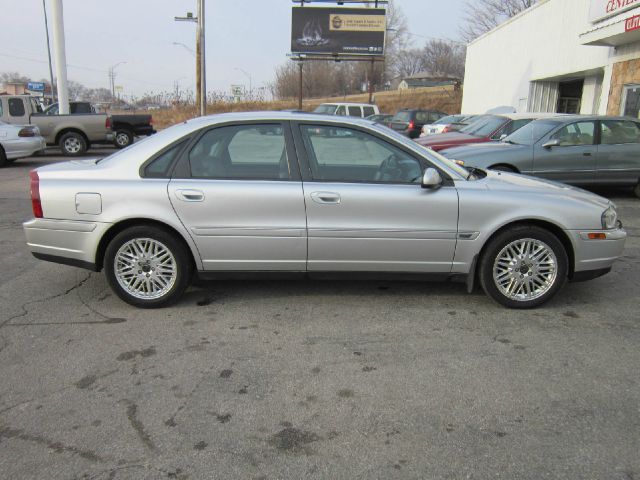 2003 Volvo S80 4X4 - ONE Owner