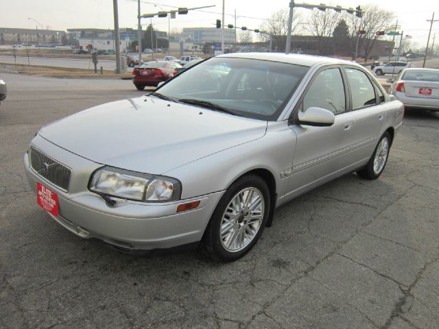 2003 Volvo S80 4X4 - ONE Owner