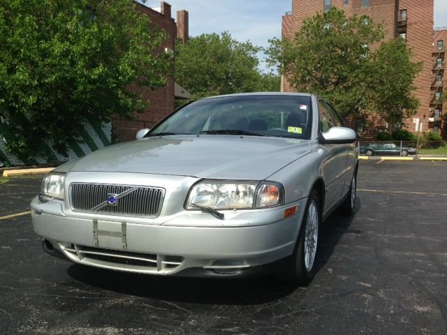 2003 Volvo S80 4X4 - ONE Owner