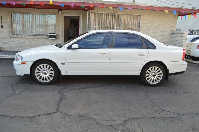 2004 Volvo S80 4X4 - ONE Owner