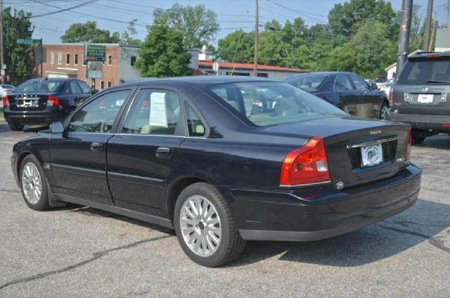 2004 Volvo S80 4X4 - ONE Owner