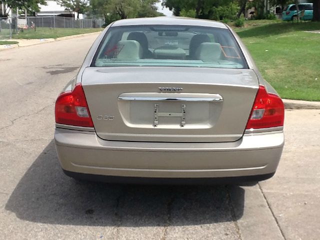 2004 Volvo S80 4X4 - ONE Owner