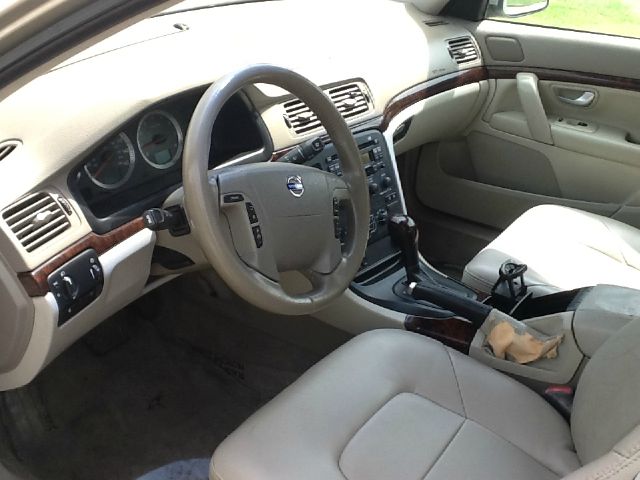 2004 Volvo S80 4X4 - ONE Owner