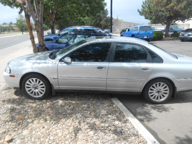 2004 Volvo S80 LE 4x4 SUV