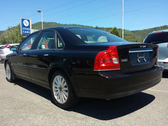 2004 Volvo S80 Ford F250 FX4 Lariat