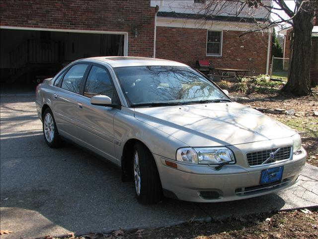 2004 Volvo S80 Unknown