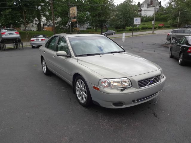 2004 Volvo S80 Sport 4x4 SUV