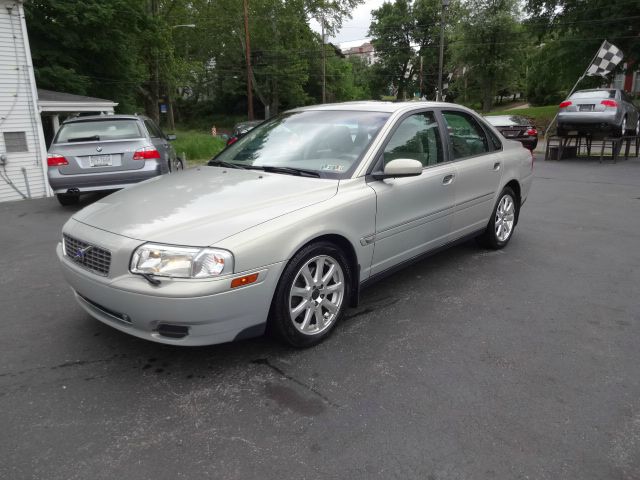 2004 Volvo S80 Sport 4x4 SUV