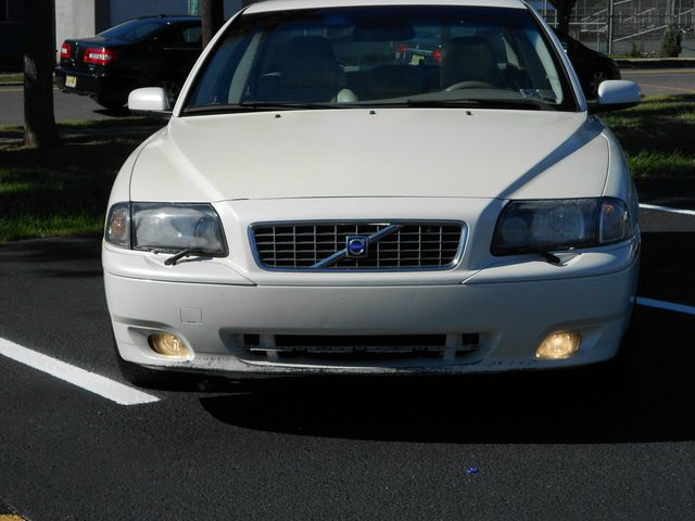 2004 Volvo S80 LE 4x4 SUV