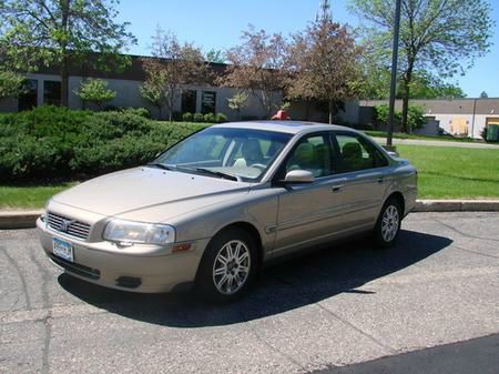 2004 Volvo S80 Sport 4x4 SUV