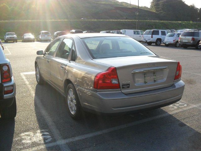 2004 Volvo S80 4WD 4dr Sport