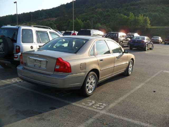 2004 Volvo S80 4WD 4dr Sport