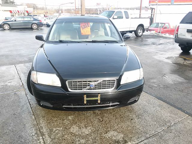 2004 Volvo S80 4X4 - ONE Owner