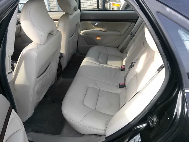 2004 Volvo S80 4X4 - ONE Owner