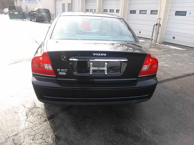 2004 Volvo S80 4X4 - ONE Owner