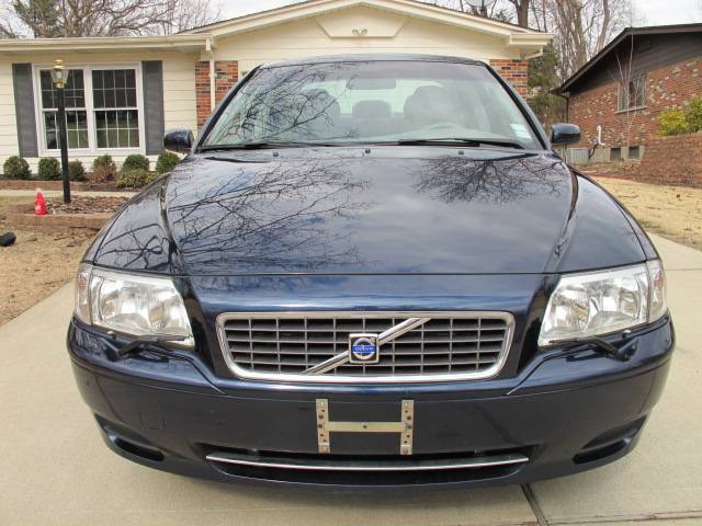2004 Volvo S80 4X4 - ONE Owner