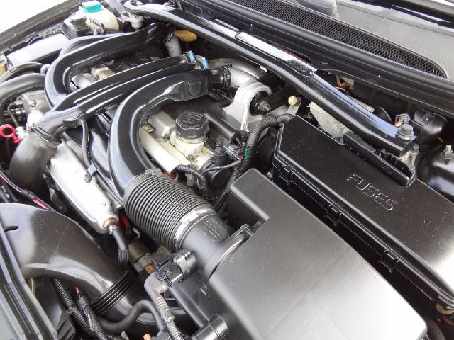 2004 Volvo S80 LE 4x4 SUV