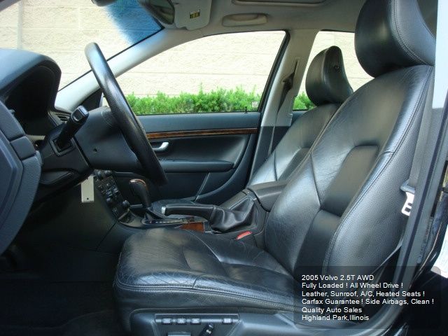 2005 Volvo S80 Sport 4x4 SUV