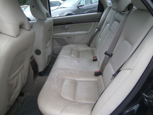 2005 Volvo S80 4WD 4dr Sport
