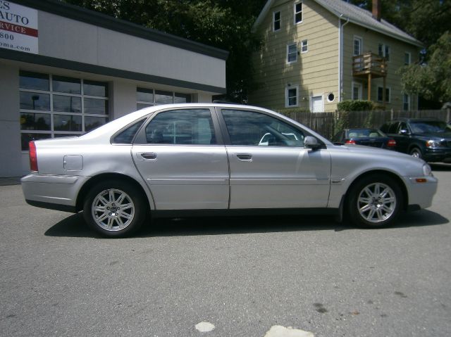 2005 Volvo S80 Sport 4x4 SUV