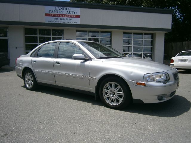 2005 Volvo S80 Sport 4x4 SUV