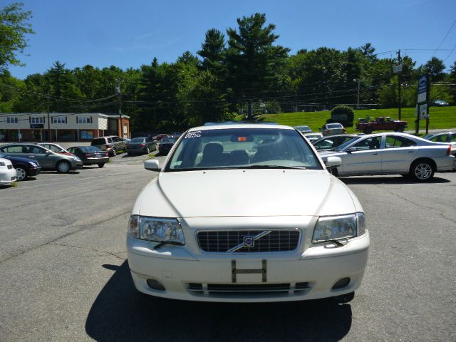 2005 Volvo S80 Sport 4x4 SUV
