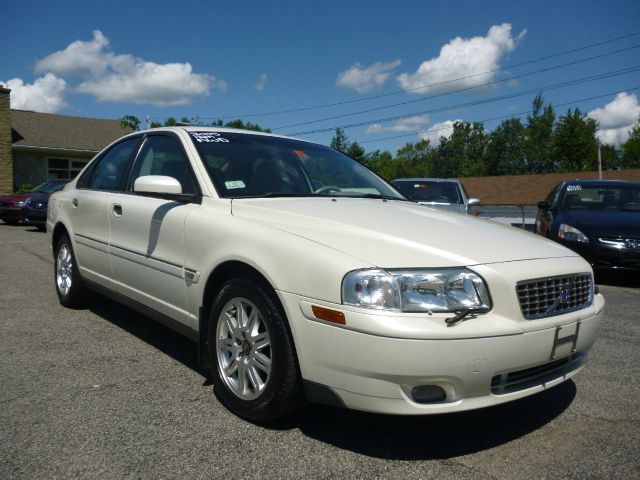 2005 Volvo S80 Sport 4x4 SUV