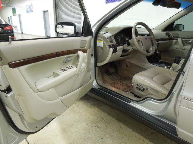 2005 Volvo S80 4WD 4dr Sport