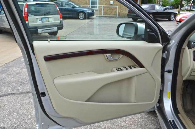 2007 Volvo S80 LTZ (gladbrook)