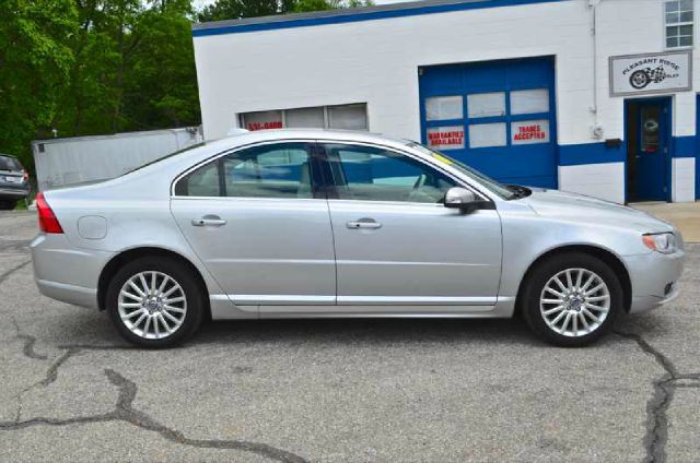 2007 Volvo S80 LTZ (gladbrook)