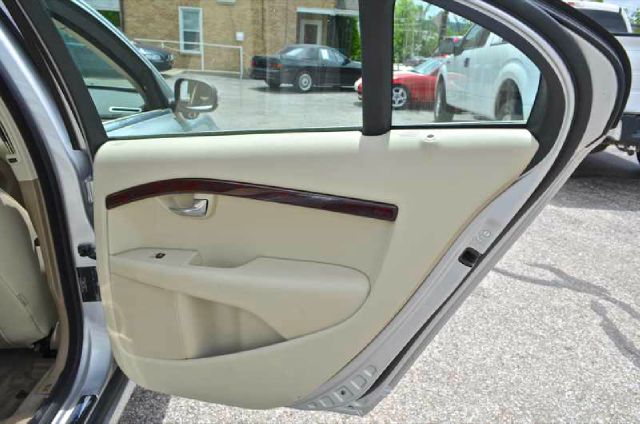 2007 Volvo S80 LTZ (gladbrook)