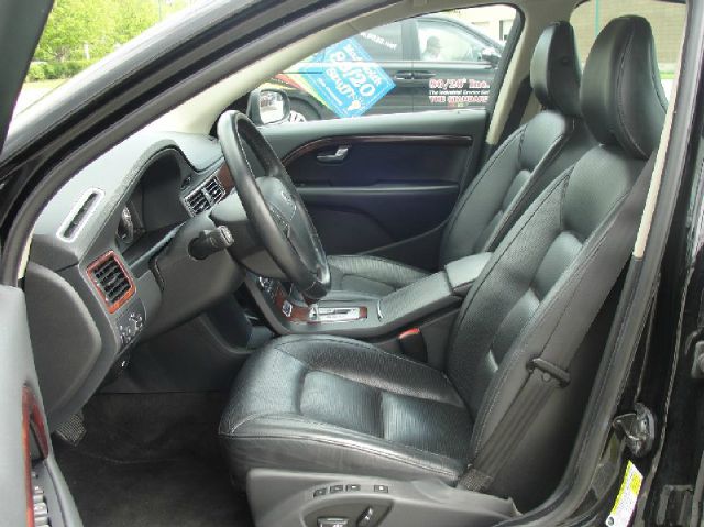 2007 Volvo S80 4dr 2.9L Twin Turbo AWD W/3rd Row