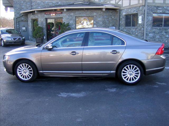 2008 Volvo S80 Base