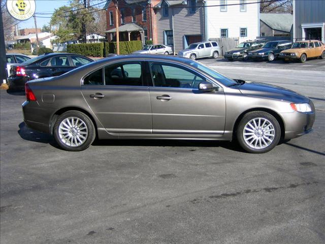 2008 Volvo S80 Base