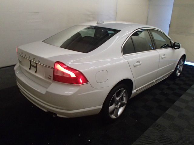 2010 Volvo S80 2.0L Premium AWD
