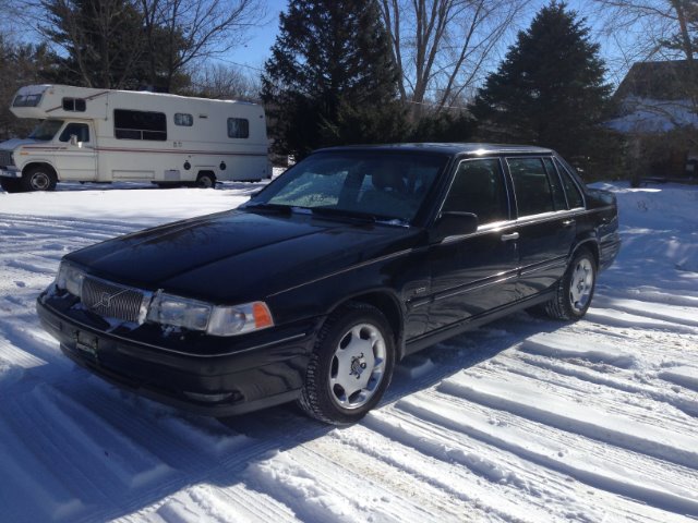 1998 Volvo S90 Base