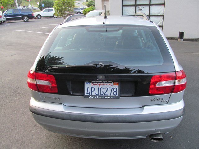 2001 Volvo V40 Unknown