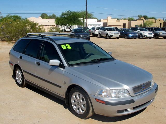2002 Volvo V40 530i - 5 YR Warranty Included