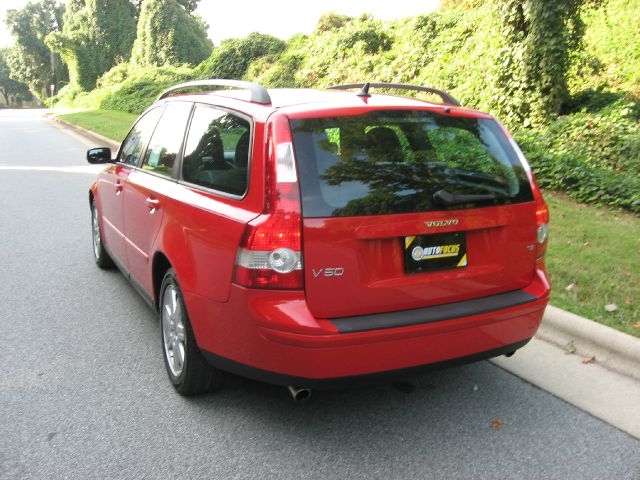 2005 Volvo V50 4X4 ED. Bauer EL