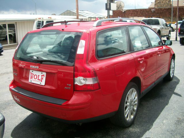 2005 Volvo V50 CREW CAB 153.0 WB SLE