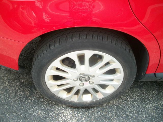 2005 Volvo V50 CREW CAB 153.0 WB SLE