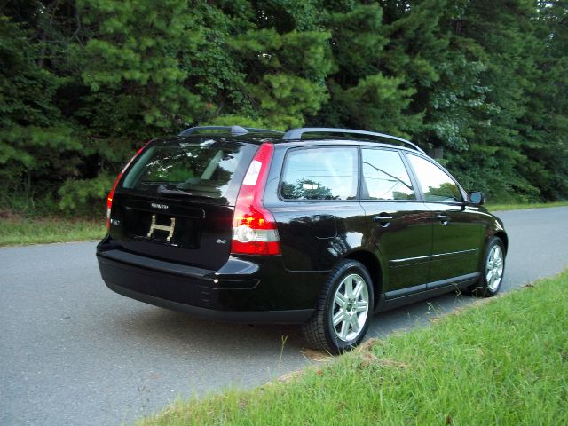 2006 Volvo V50 4X4 ED. Bauer EL