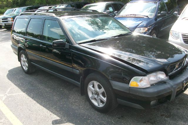 1998 Volvo V70 EX - DUAL Power Doors