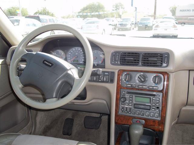 1998 Volvo V70 EX - DUAL Power Doors