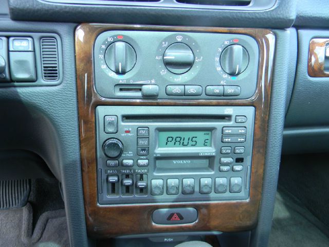 1998 Volvo V70 4X4 ED. Bauer EL