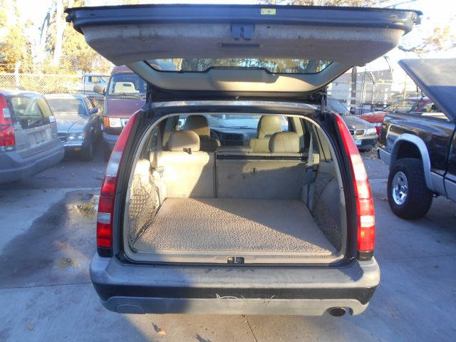 1999 Volvo V70 EX - DUAL Power Doors