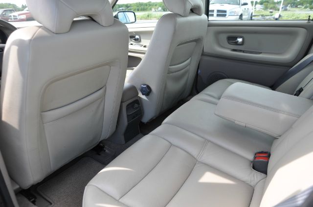 1999 Volvo V70 EX - DUAL Power Doors