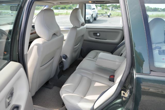 1999 Volvo V70 EX - DUAL Power Doors