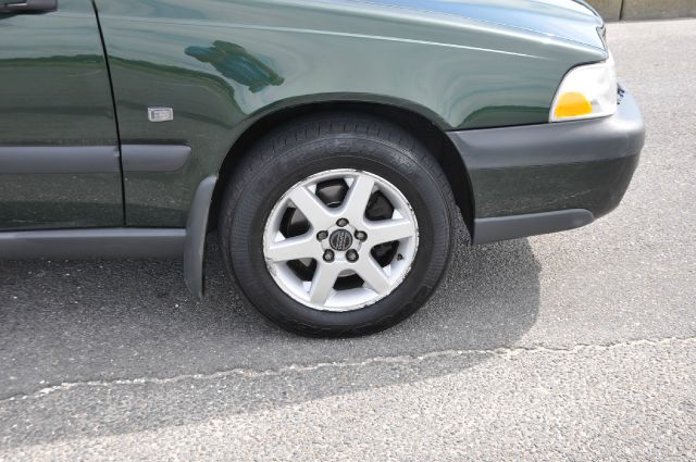 1999 Volvo V70 EX - DUAL Power Doors