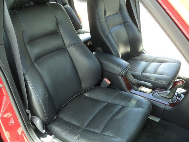 2000 Volvo V70 EX - DUAL Power Doors